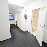 Jonas Апартаменти 3*
