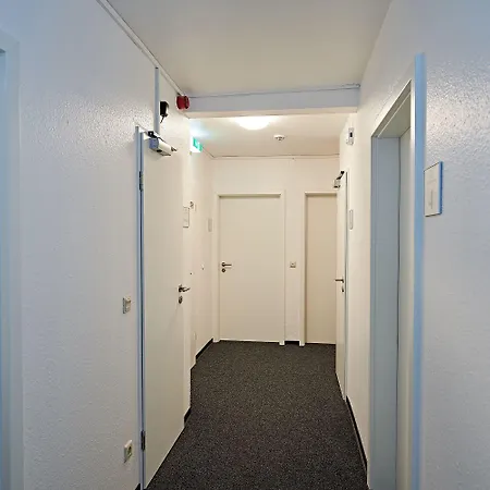 Jonas 3* Бремен