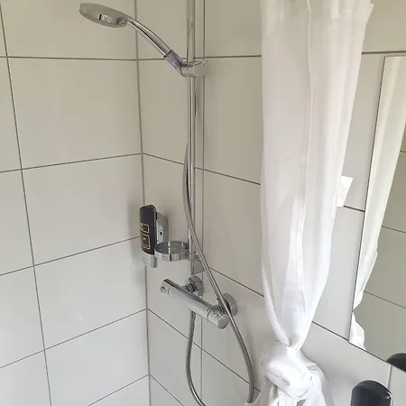 Jonas 3* Bremen