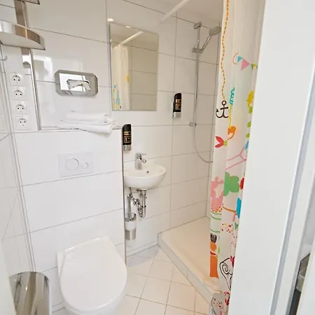 Jonas Апартаменты 3*